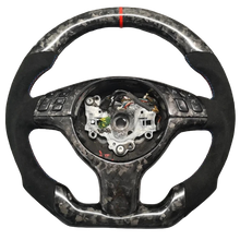 Cargar imagen en el visor de la galería, Volante fibra carbono con revoluciones con y sin LED
