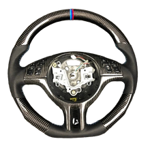 Cargar imagen en el visor de la galería, Volante fibra carbono con revoluciones con y sin LED
